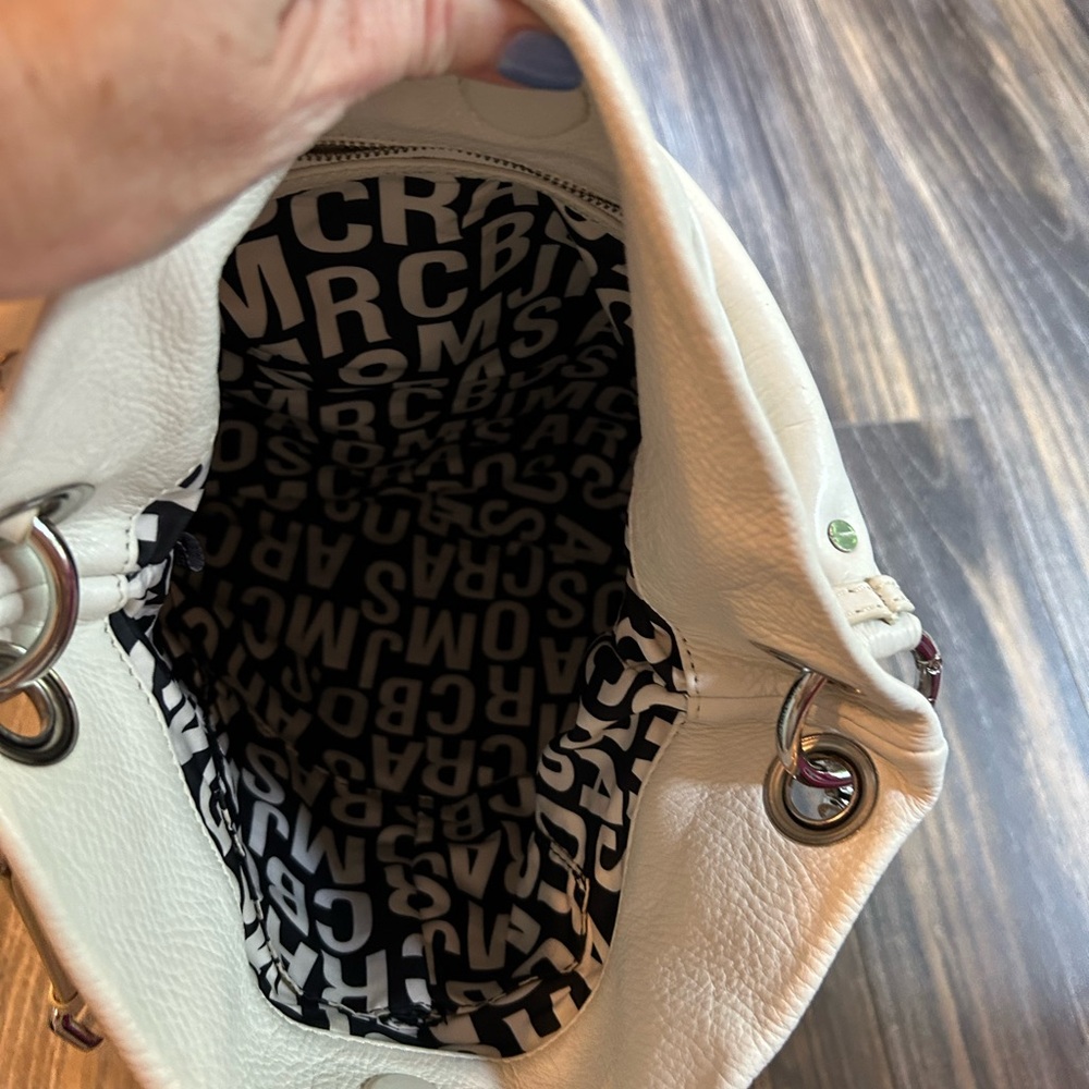 Marc Jacobs Soft Cream Shoulder Bag - Picture 2 of 2